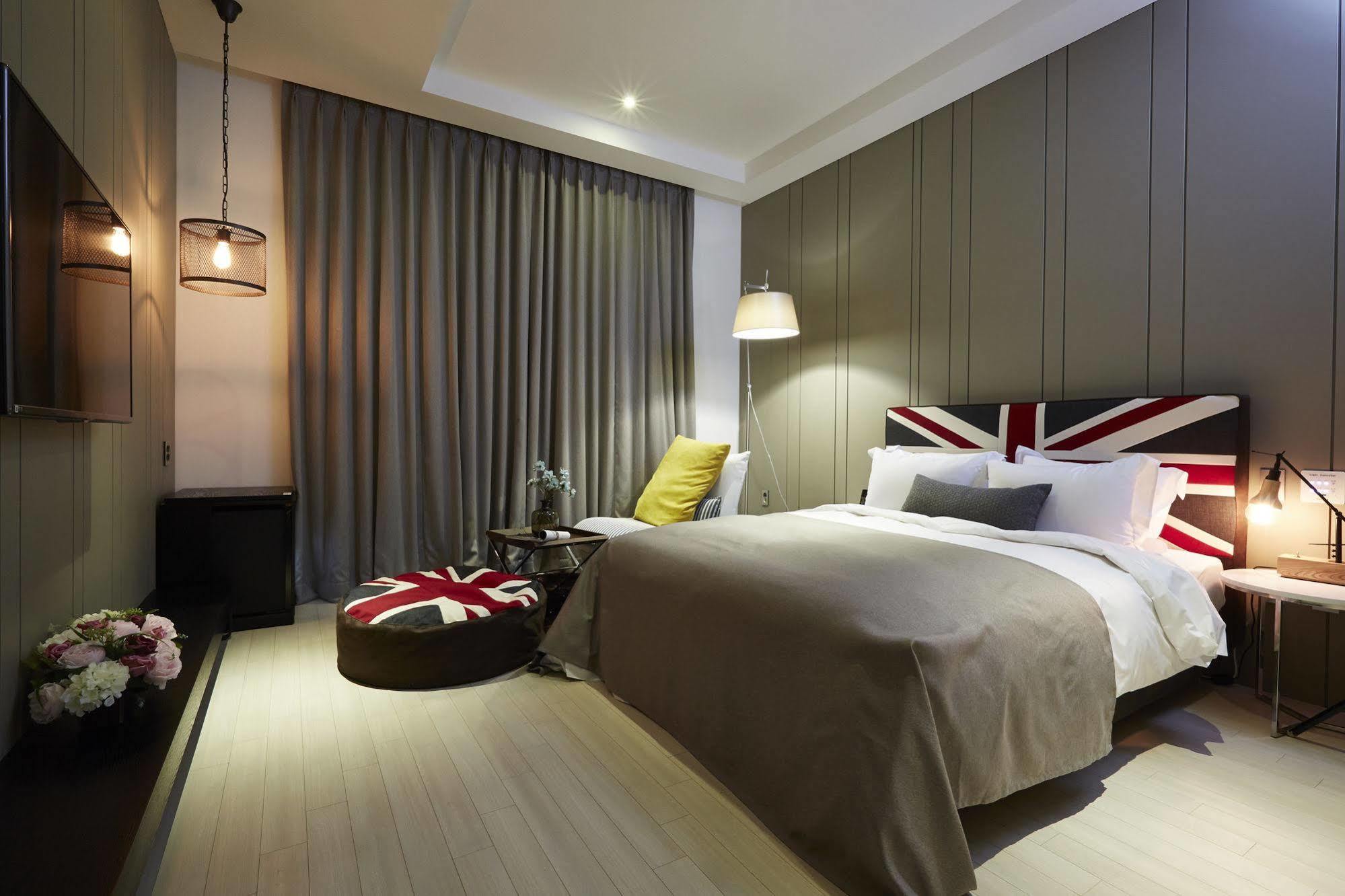 Chungbuk Inno City Namoo Hotel 阴城 外观 照片