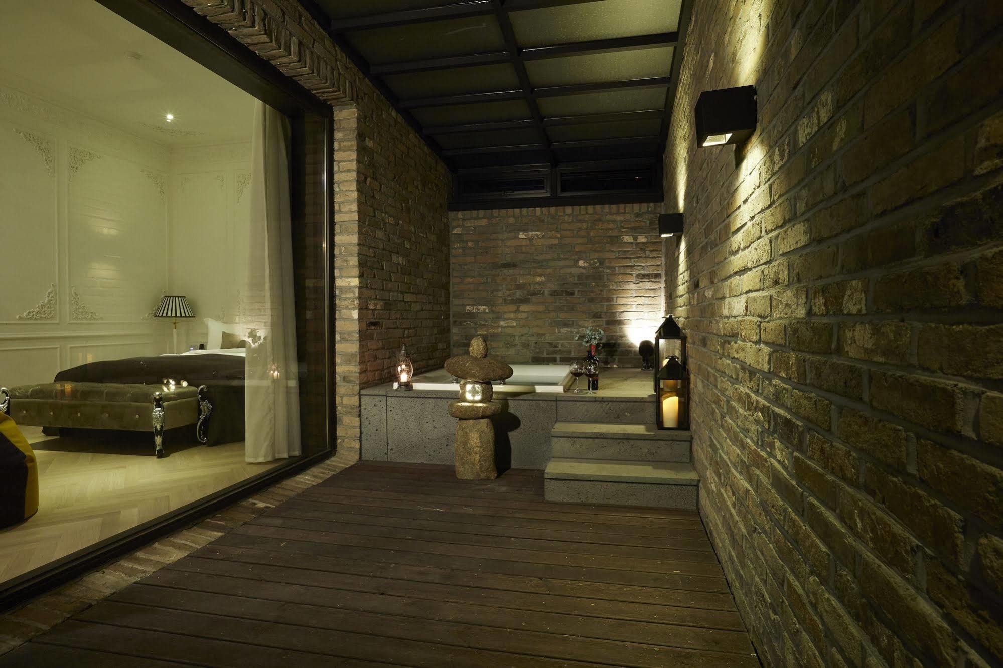 Chungbuk Inno City Namoo Hotel 阴城 外观 照片