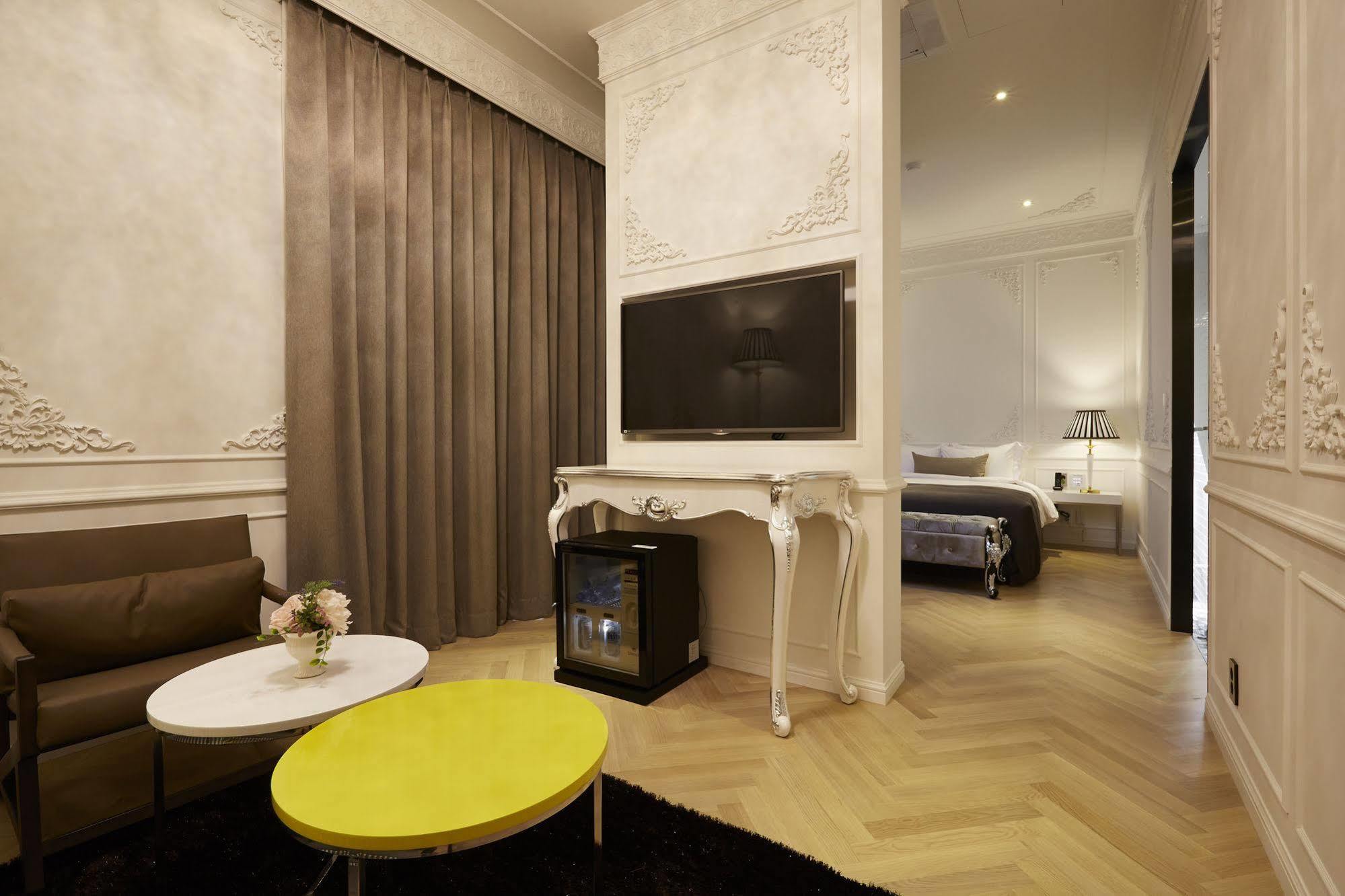 Chungbuk Inno City Namoo Hotel 阴城 外观 照片
