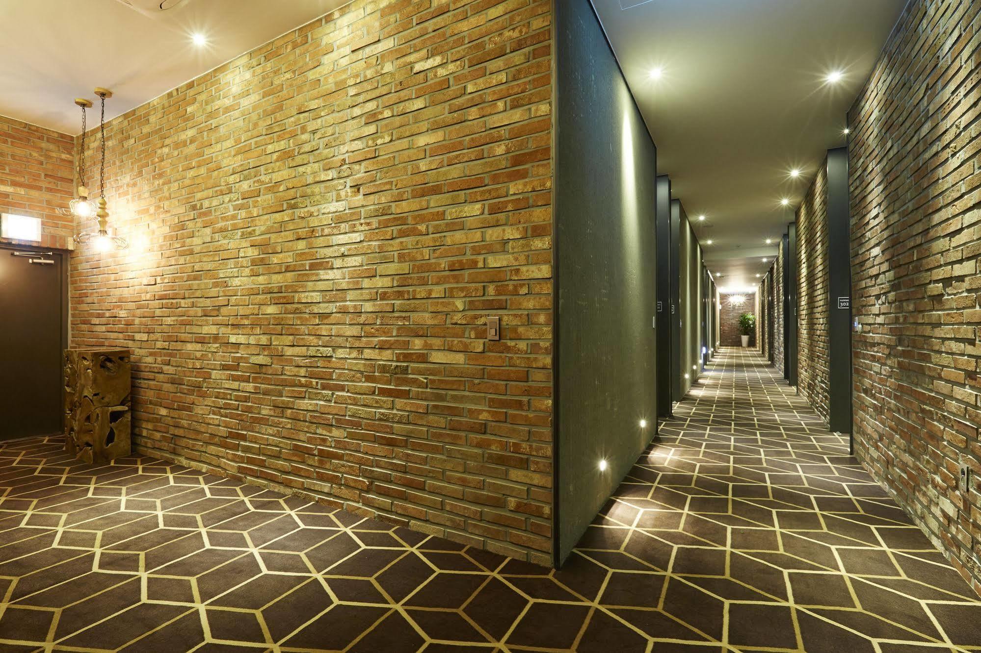 Chungbuk Inno City Namoo Hotel 阴城 外观 照片