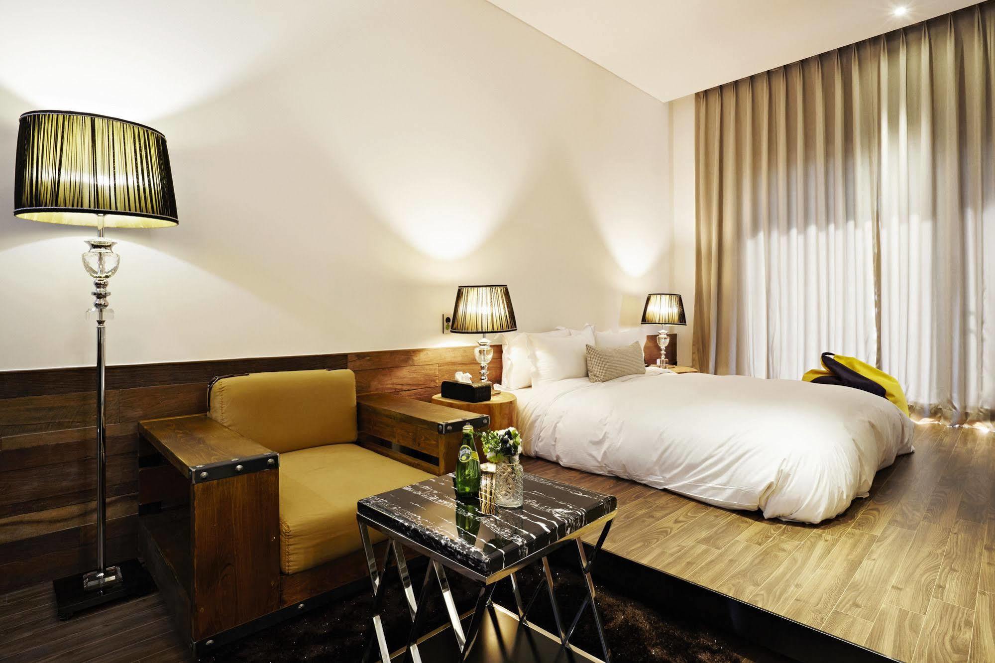 Chungbuk Inno City Namoo Hotel 阴城 外观 照片