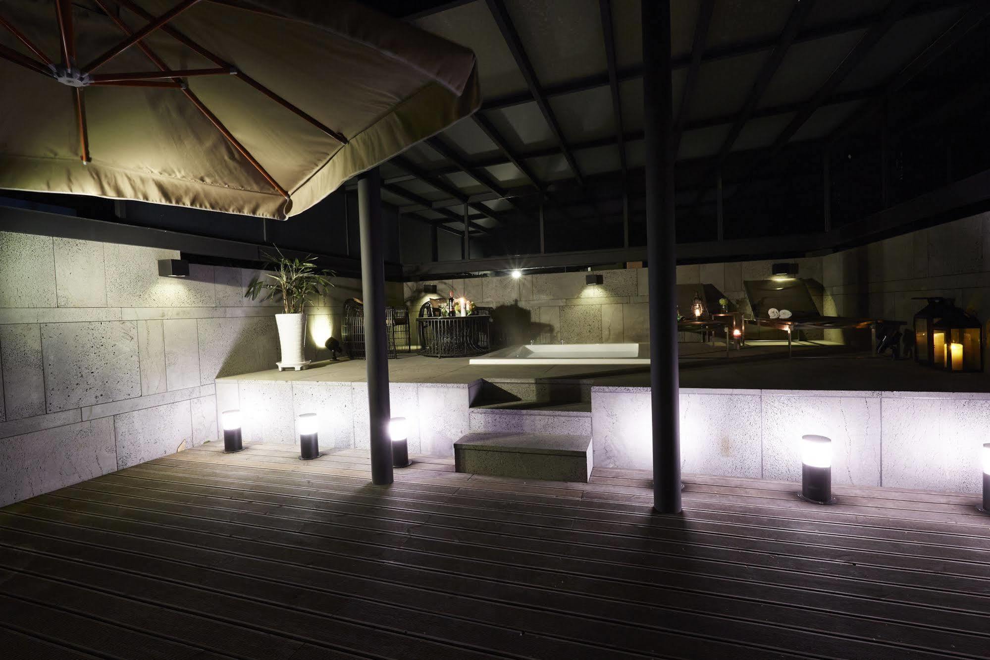 Chungbuk Inno City Namoo Hotel 阴城 外观 照片